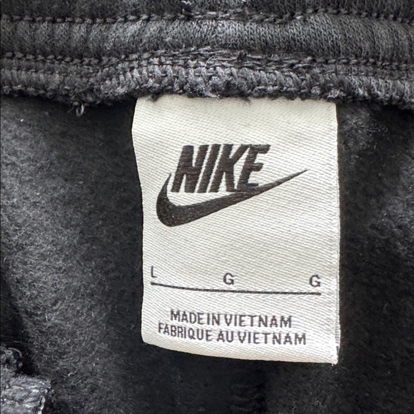 Nike Black Hoodie and Jogger Set, Large - Picture 2 of 4